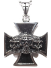ocelový přívěsek na krk Maltézský kříž s lebkama